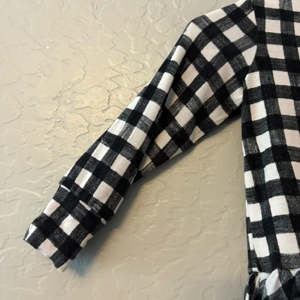 Gigi and Max Parker black and white checks long sleeve skirted bodysuit 12 month
